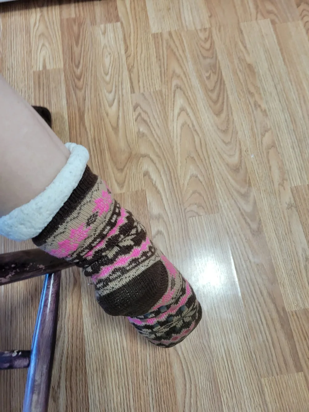 Sherpa-Lined Holiday Knit Socks - Brown & Pink